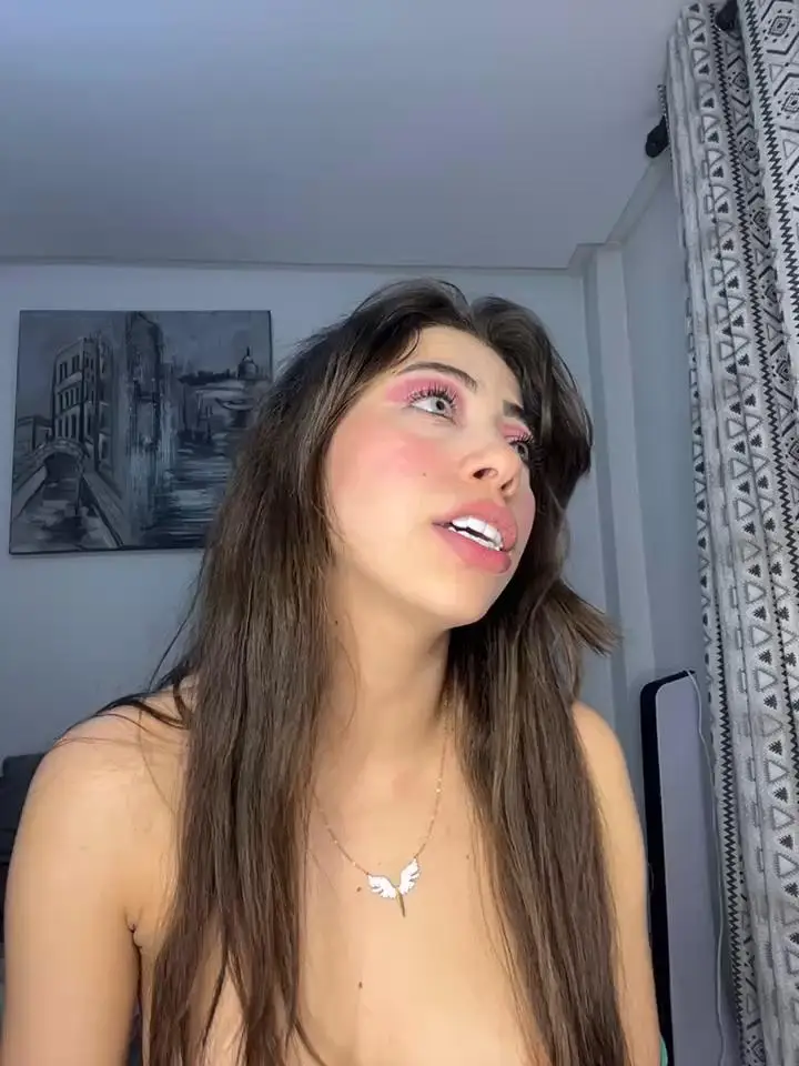 Watch Nada_Napoli recorded live streams from Stripchat on 2024/03/01, Cam Archive