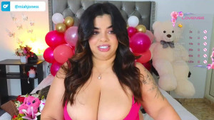 Watch miahjoness recorded live streams from Chaturbate on 2024/04/20, Cam Archive