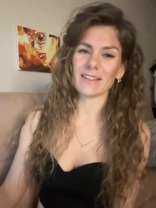 Watch DarleneSweety recorded live streams from Stripchat on 2024/05/13, Cam Archive