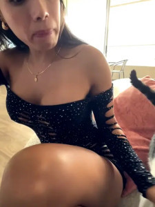 Watch Irish_Collins recorded live streams from Stripchat on 2024/05/14, Cam Archive