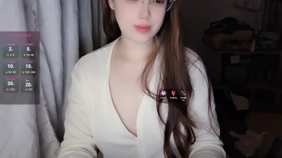 Watch AliceCorrea recorded live streams from Stripchat on 2024/05/23, Cam Archive