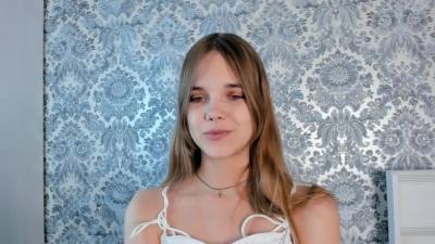 Watch TellsiSheens recorded live streams from Stripchat on 2023/09/02, Cam Archive