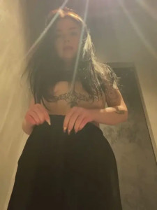 Watch Your_pretty_Mary recorded live streams from Stripchat on 2025/02/03, Cam Archive