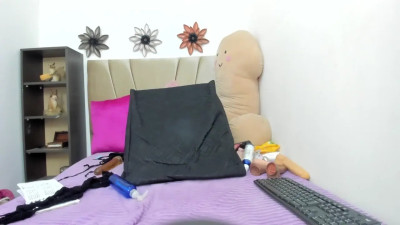 Watch crystal_butterfly1 recorded live streams from Chaturbate on 2025/02/15, Cam Archive