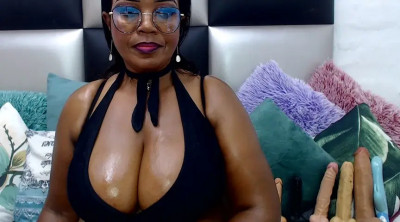 Watch MATURExxxASS recorded live streams from Stripchat on 2025/02/26, Cam Archive