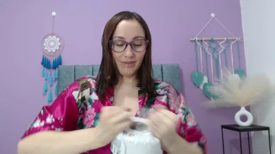 Watch IberianMoonMK recorded live streams from CAM4 on 2025/03/06, Cam Archive