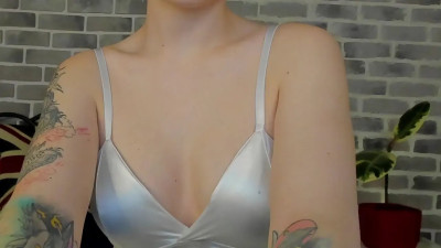 Watch emilybriggss recorded live streams from Chaturbate on 2025/03/07, Cam Archive