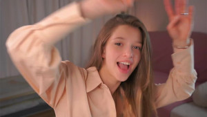 Watch UdelaHathorne recorded live streams from Stripchat on 2025/03/13, Cam Archive