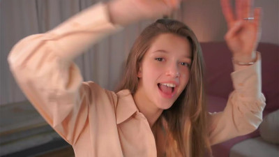 Watch UdelaHathorne recorded live streams from Stripchat on 2025/03/13, Cam Archive