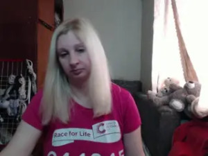 BustyBlond