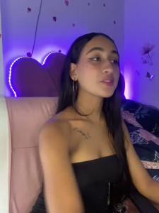 Watch nikibricee recorded live streams from Stripchat on 2025/03/16, Cam Archive