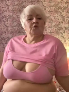 Watch Laura_Millf recorded live streams from Stripchat on 2025/03/20, Cam Archive