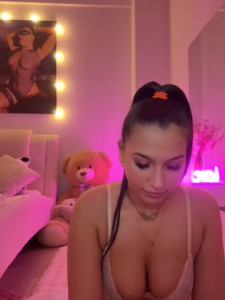 Watch lissa_yasemin recorded live streams from Stripchat on 2025/03/21, Cam Archive