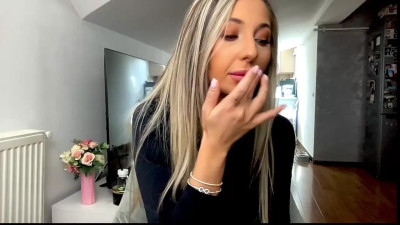 Watch amyroberta92 recorded live streams from Chaturbate on 2025/03/22, Cam Archive