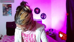 Watch squirt_charlotte recorded live streams from Chaturbate on 2025/03/22, Cam Archive