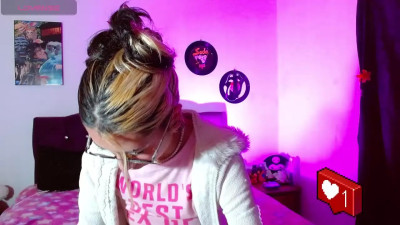 Watch squirt_charlotte recorded live streams from Chaturbate on 2025/03/22, Cam Archive