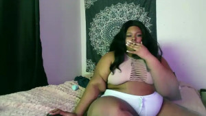 Watch curvybcelinemixe recorded live streams from Chaturbate on 2025/03/23, Cam Archive
