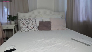 Watch jenaloren recorded live streams from Chaturbate on 2025/03/23, Cam Archive