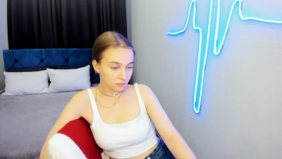 Watch yasminasage recorded live streams from Chaturbate on 2025/05/24, Cam Archive