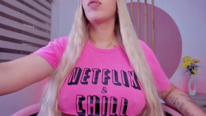 Watch luana_adans recorded live streams from CAM4 on 2025/05/25, Cam Archive