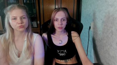 Watch emmafrizea recorded live streams from Chaturbate on 2025/05/27, Cam Archive