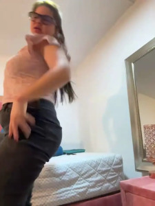 Watch nurse_becky recorded live streams from Stripchat on 2025/05/28, Cam Archive