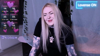 Watch vikki_soloo recorded live streams from Chaturbate on 2025/06/02, Cam Archive