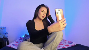 Watch Emma_Muller1 recorded live streams from Stripchat on 2025/06/05, Cam Archive