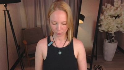 Watch Lumi_voily recorded live streams from Stripchat on 2025/06/05, Cam Archive