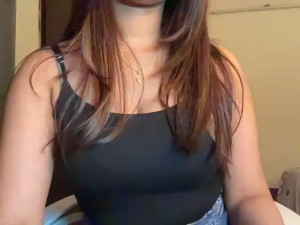 Watch Erinaa recorded live streams from Stripchat on 2025/06/06, Cam Archive