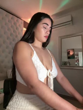 Watch zarahevans recorded live streams from Stripchat on 2025/06/06, Cam Archive