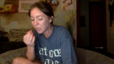 Watch xlacyy recorded live streams from Chaturbate on 2025/06/07, Cam Archive