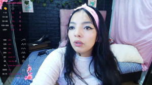 Watch loren_44tits recorded live streams from Chaturbate on 2025/06/26, Cam Archive