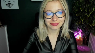 Watch niceHEIDI recorded live streams from CAM4 on 2025/06/25, Cam Archive