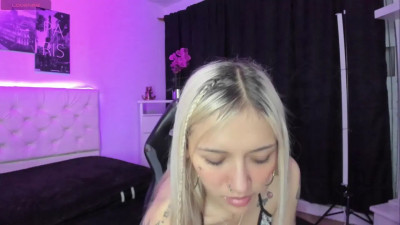 Watch bonniie_copper recorded live streams from Chaturbate on 2025/06/25, Cam Archive