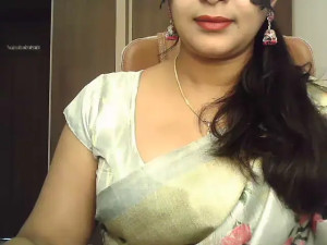 Watch Spandana_Sweety recorded live streams from Stripchat on 2025/06/24, Cam Archive