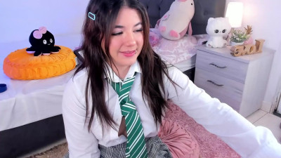 Watch alejabalvuena recorded live streams from Chaturbate on 2025/06/22, Cam Archive