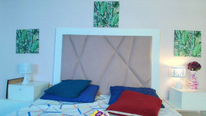 Watch ElhaThomson recorded live streams from Stripchat on 2025/06/21, Cam Archive