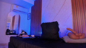 Watch emiilycollins1 recorded live streams from Chaturbate on 2025/06/21, Cam Archive