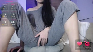Watch Sarah_88 recorded live streams from Stripchat on 2025/06/20, Cam Archive