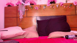 Watch natasha_luna_ recorded live streams from Chaturbate on 2025/06/20, Cam Archive