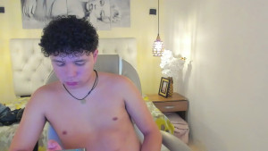 Watch benjamintwink1 recorded live streams from Chaturbate on 2025/06/20, Cam Archive