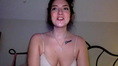 Watch valentinevixxxen recorded live streams from Chaturbate on 2025/06/19, Cam Archive