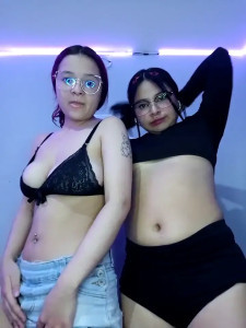 Watch Anne_Mia recorded live streams from Stripchat on 2025/06/19, Cam Archive