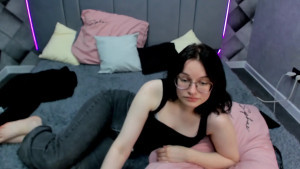 Watch Aris_foxx recorded live streams from Stripchat on 2025/06/19, Cam Archive