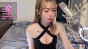 Watch QcherryQ recorded live streams from Stripchat on 2025/06/19, Cam Archive