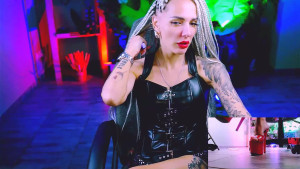 Watch monicamaxwel recorded live streams from Chaturbate on 2025/08/04, Cam Archive