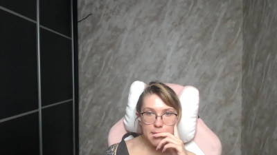 Watch Reginasmilee recorded live streams from Chaturbate on 2025/08/05, Cam Archive