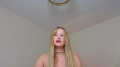 Watch Candymrr recorded live streams from Stripchat on 2025/08/05, Cam Archive