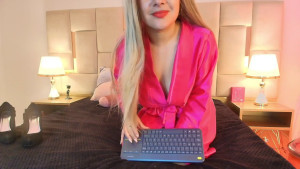 Watch dulce_ferrer17 recorded live streams from Stripchat on 2025/08/06, Cam Archive